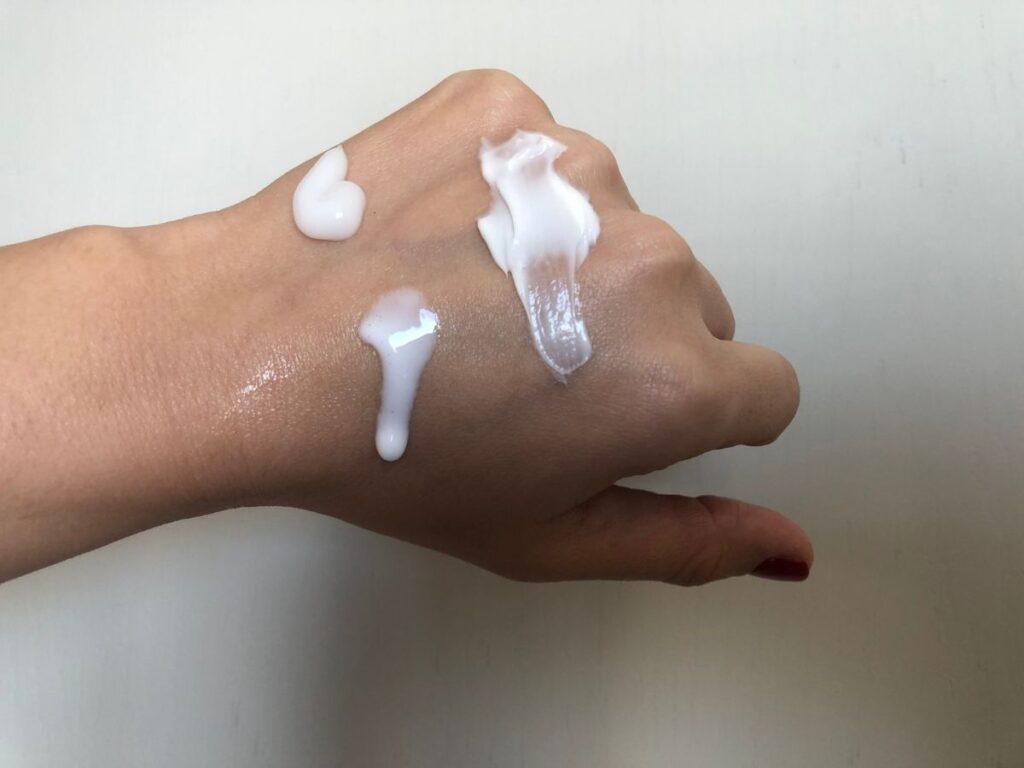 How To Choose a Moisturizer For Rosacea - Texture