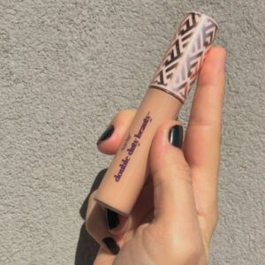 Tarte Shape Tape Radiant Concealer in 22N