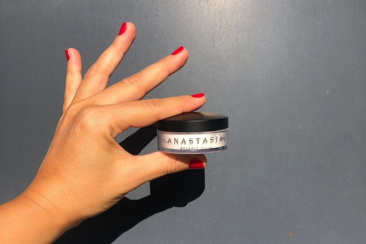 What Does Setting Powder Do