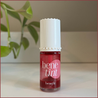 Flat lay of Benefit Benetint cheek stain